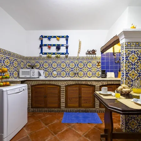 Monte Domingos Simoes *