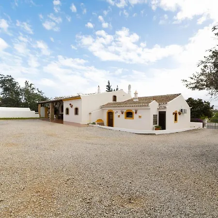 Monte Domingos Simoes Villa *